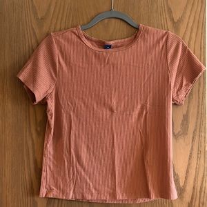 Crop ribbed t-shirt